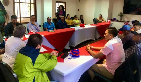 Kitty Monterrey comienza a organizar a CxL en San José, Costa Rica, demandando democracia en Nicaragua y libertad para los presos políticos