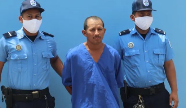 Suegro mata a yerno a machetazos en Bonanza
