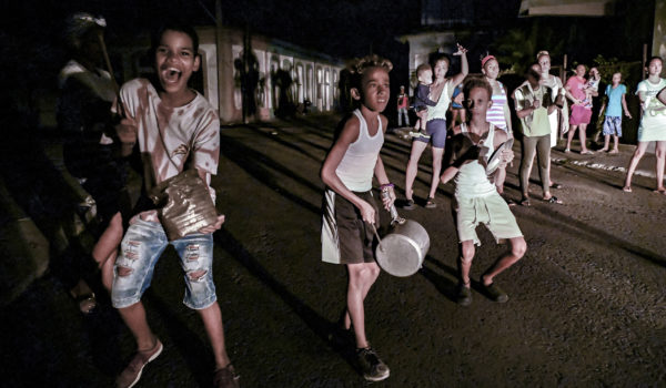 Cuba: «¡Queremos luz!». Segundo día de protestas por apagones y gobierno corta internet