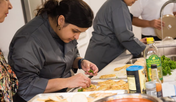 La chef que heredó la sazón de “Doña Haydée” y representa a la cocina nicaragüense en Estados Unidos