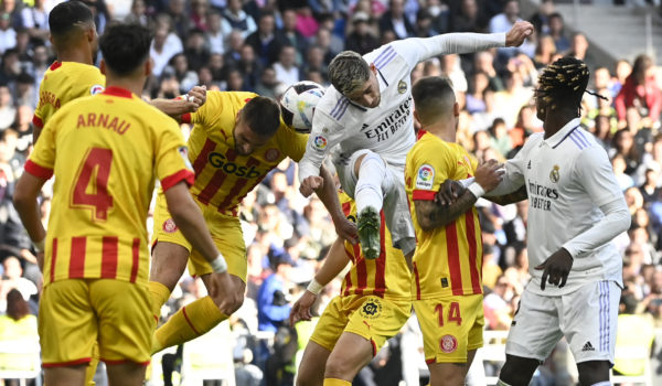 Real Madrid tropieza con un empate en casa ante el recién ascendido Girona, pero continúa de líder