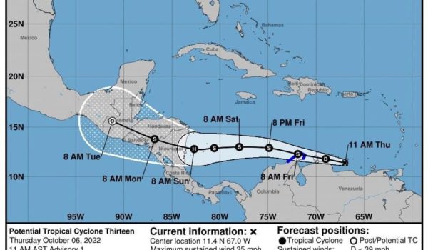 Posible ciclón tropical 13 se desarrolla en el Caribe. Nicaragua está en su trayectoria proyectada
