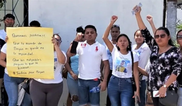 Estudiante blufileño fue asesinado con saña: recibió 20 cuchilladas, revela tía de la víctima