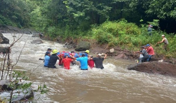 Recuperan cadáver de joven de 17 años arrastrada por las corrientes