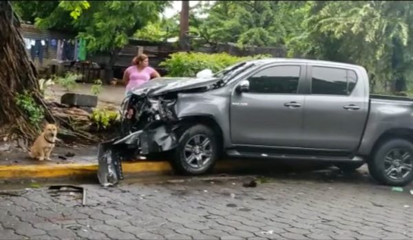 Exceso de velocidad cobra la vida de cinco personas en 36 horas. Tres eran motociclistas