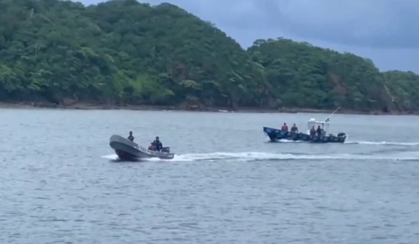 Alcalde costarricense denuncia incursión de militares nicaragüenses en aguas ticas
