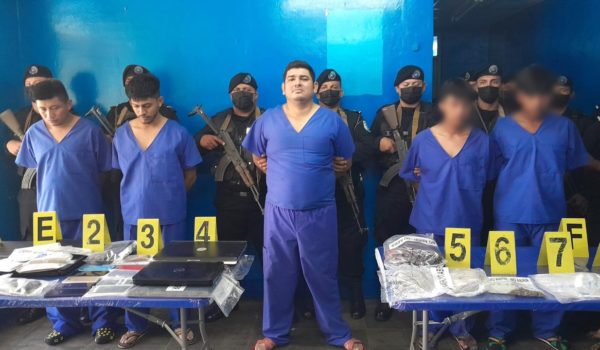 Prisión preventiva para tres sujetos de la Banda del Carro Gris; Fiscalía los acusa de robo y crimen organizado