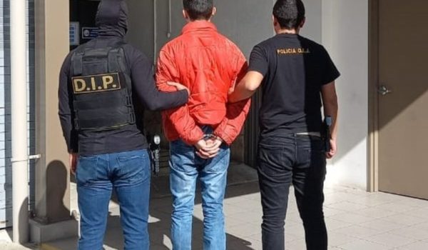 Dos capturados por matar y quemar a nicaragüense