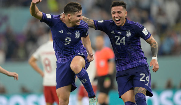 Una impresionante Argentina pasa por encima de Polonia y se clasifica a octavos de final