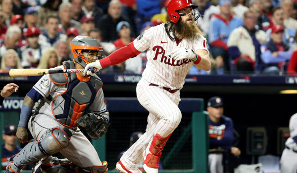 Filadelfia sorprende al mundo del beisbol con brutal estocada de cinco jonrones a los Astros