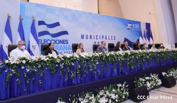 Dictadura se adjudica el 100 % de las alcaldías, según el primer informe del CSE