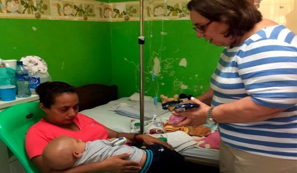 Conanca recibe donativo para comprar pruebas de diagnóstico de cáncer infantil