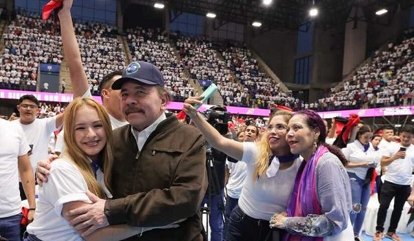 ¿Ortega pone su mirada en el jugoso mercado de las telecomunicaciones y el internet?