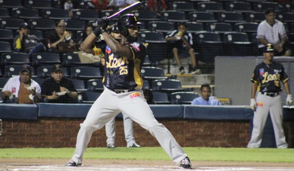 Leones vuelven a mostrar sus garras ante el Bóer  y los Gigantes vapulean a los Tigres