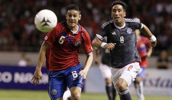 Oscar Duarte anima a sus compañeros a pensar en grande sobre Costa Rica en el Mundial