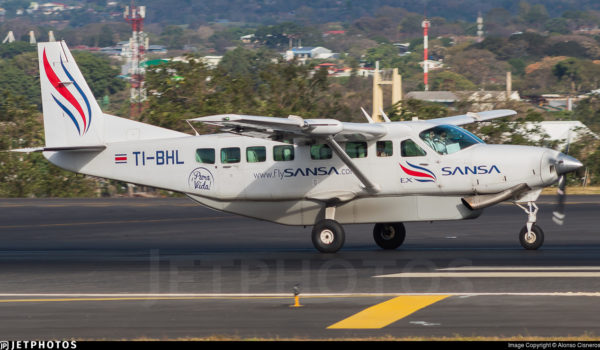 Aerolínea Sansa anuncia vuelo directo a Managua desde Costa Rica mientras United Airlines regresa en enero