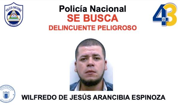 Policía confunde fotografía de sospechoso de matar a agentes y circula a ciudadano inocente