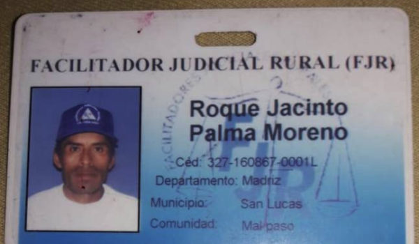 Asesinan a balazos a facilitador judicial en la puerta de su casa