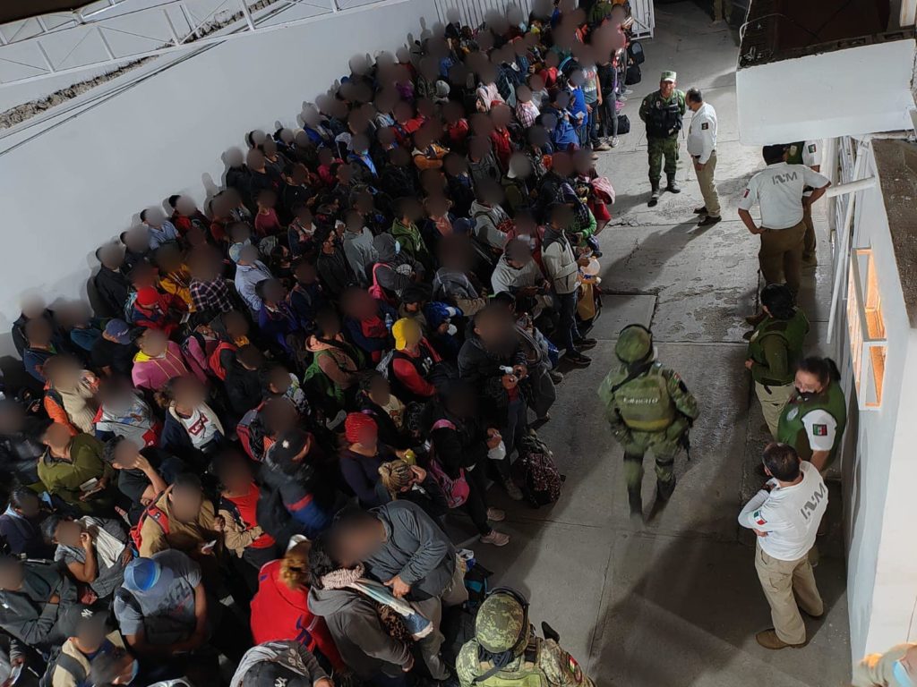 Rescatan a 186 migrantes nicaragüenses que estaban secuestrados en México