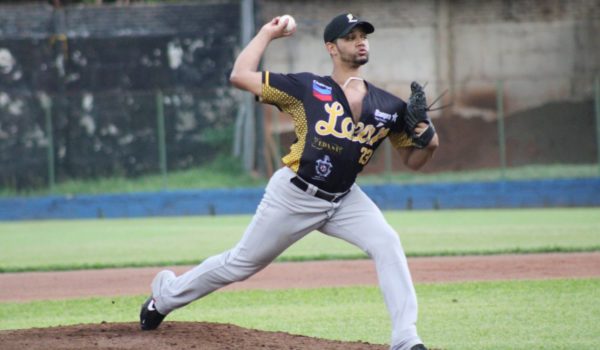 Los Leones tienen un lanzador que es «tiro seguro»: tres aperturas, tres victorias