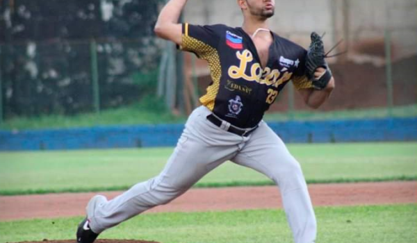 Sensacional debut de lanzador dominicano AAA con los Leones en la Liga Profesional
