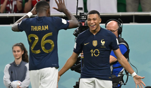Empujada por Mbappé, Francia salta sobre Polonia y está en cuartos de final