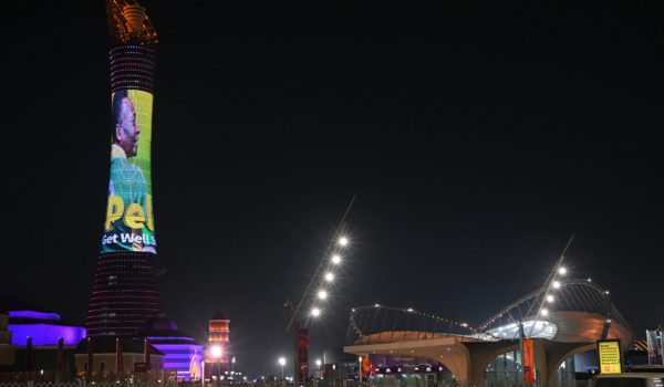 Pelé hospitalizado, pero muy presente en el Mundial de Qatar