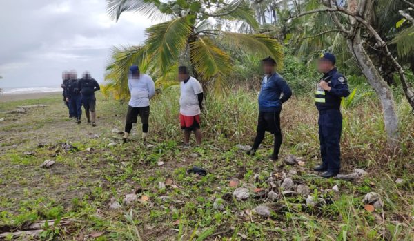 Capturan a cuatro nicaragüenses con cargamento de cocaína en Costa Rica