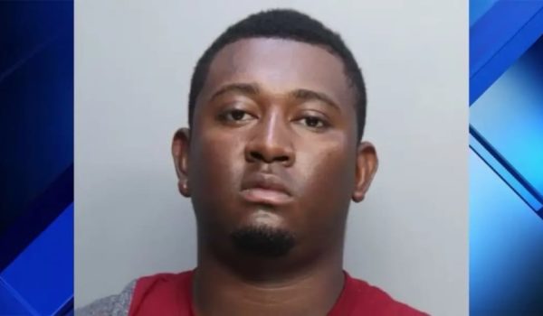 Costeño preso en Estados Unidos por apuñalar varias veces a su expareja