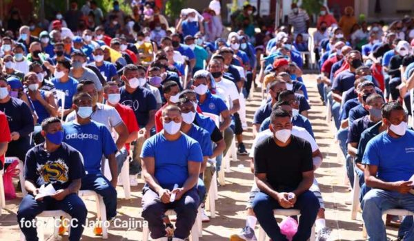 Régimen de Nicaragua libera a 1,400 reos comunes en víspera de la Navidad