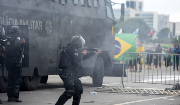 Congresistas estadounidenses reclaman la presencia de Jair Bolsonaro en Florida