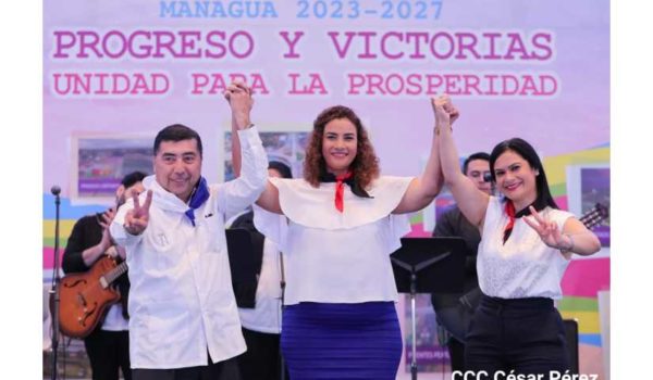 Críticos señalan que la equidad de género es irrelevante si los alcaldes fueron elegidos «de dedo» por rendir pleitesía