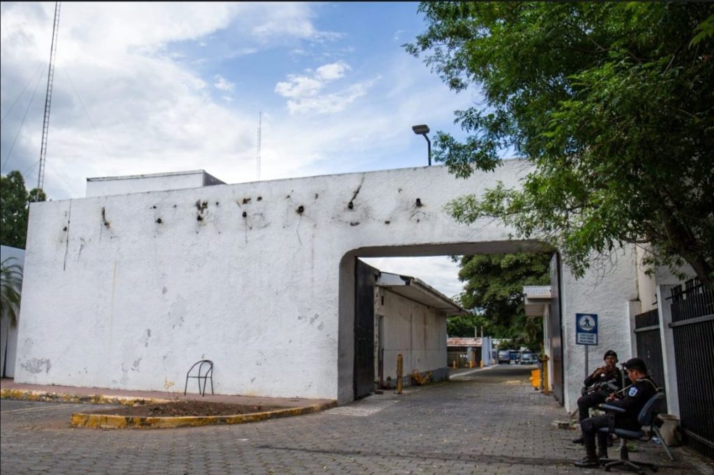 LA PRENSA