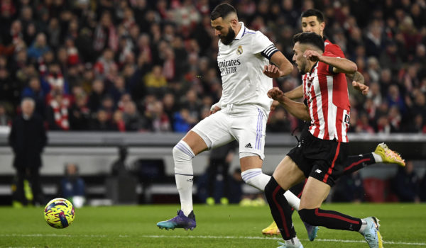 Real Madrid derrota al Athletic y mantiene la presión sobre el Barcelona