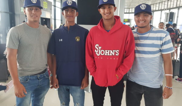 Estos son los jóvenes nicaragüenses que firmarán para equipos de Grandes Ligas