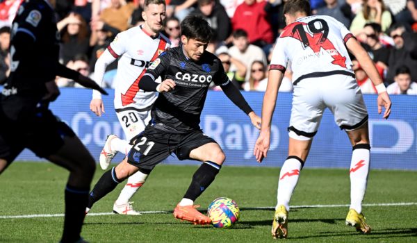 La Real Sociedad se sostiene en tercer lugar y el Atlético golea al Valladolid