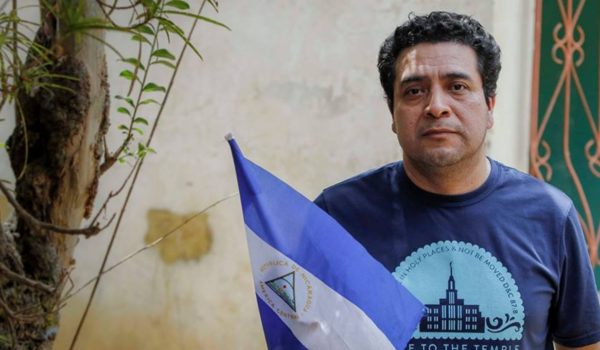 Policía orteguista regresa a su casa al profesor Juan Bautista Guevara, de Ticuantepe, tras 10 horas de detención