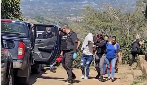 Policía costarricense busca a nica sospechoso de matar a su hijastro de 3 años