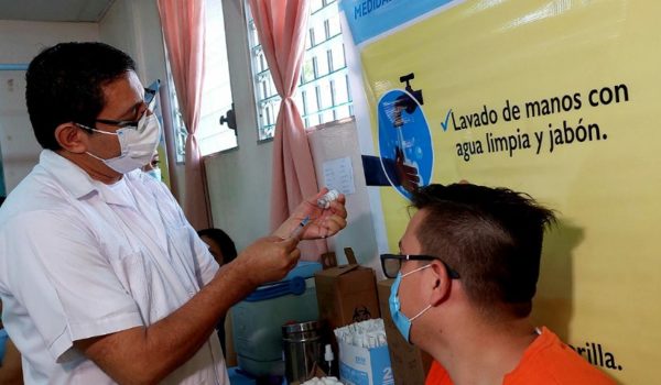 Actualice su esquema de vacunación contra el covid. El virus sigue latente en Nicaragua