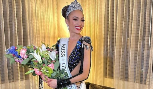 Ganadora de Miss Universo renuncia a su título de Miss Estados Unidos