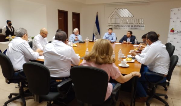 Importante encuentro entre Cadur y Caniv