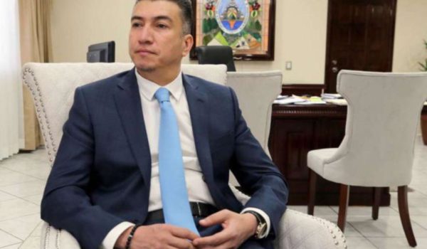 Diputado hondureño denuncia que el presidente de la CSJ de su país intenta refugiarse en Nicaragua