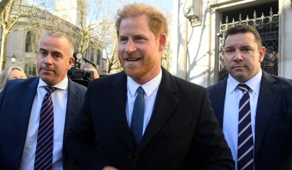 Reuters La última vez que se le vio a Harry en el Reino Unido, fue en el funeral de la reina Isabel.