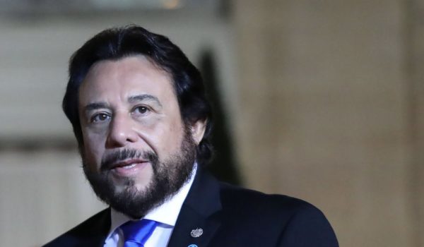 Getty Images Félix Ulloa habla de las "percepciones erróneas" que se tienen sobre lo que está ocurriendo en El Salvador.