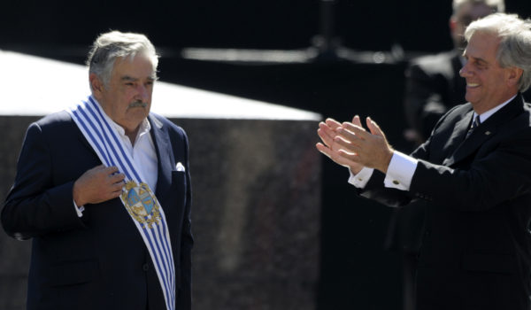 Frente Amplio de Uruguay rechaza el arrebato de la nacionalidad por parte del régimen a más de 300 nicaragüenses