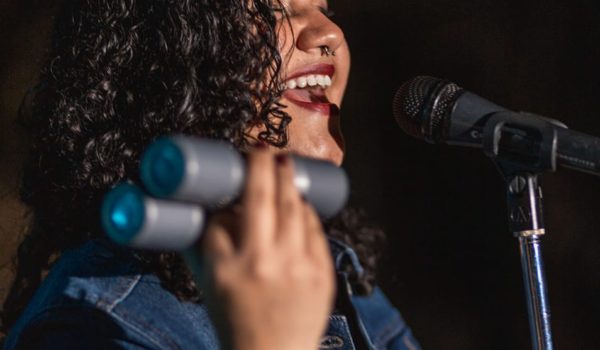 Olguita Acuña, la voz que surgió en el exilio: «En Nicaragua, jamás se me habría ocurrido cantar para vivir»