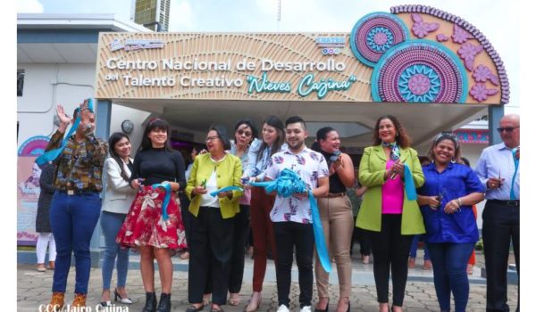 Dictadura inaugura «Centro de Talento Creativo» en oficinas robadas a Puntos de Encuentro