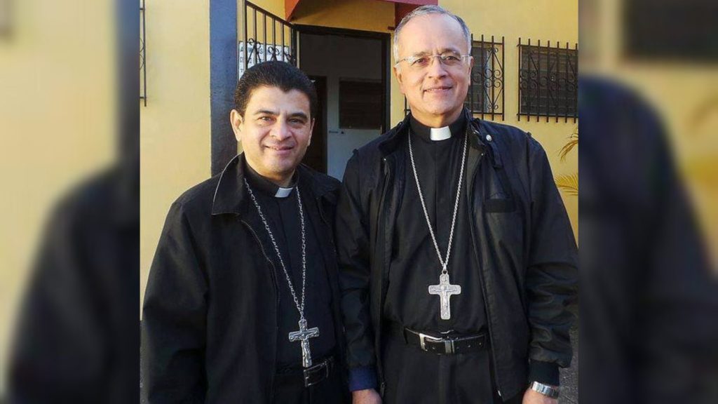 monseñor Rolando Álvarez y monseñor Silvio Báez