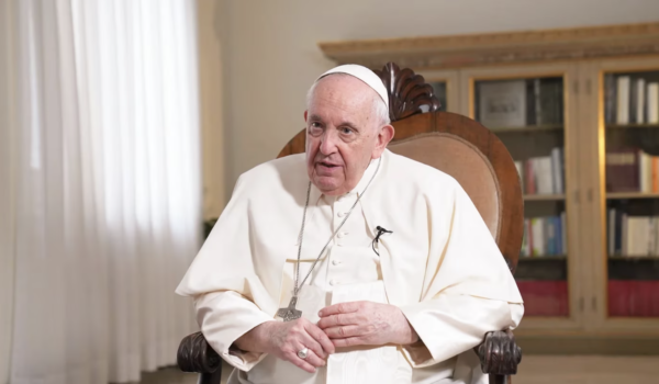 Papa Francisco compara al régimen de Ortega y Murillo con las dictaduras comunista y hitleriana