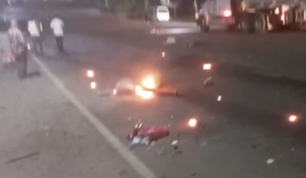 Dos motociclistas mueren calcinados en la cuesta El Plomo